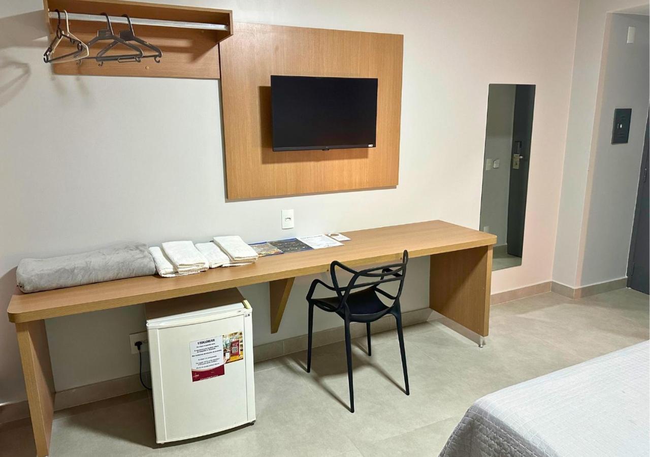 Brasilia Park Hotel Candangolandia Номер фото